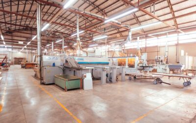 Limpieza y mantenimiento de maquinaria industrial